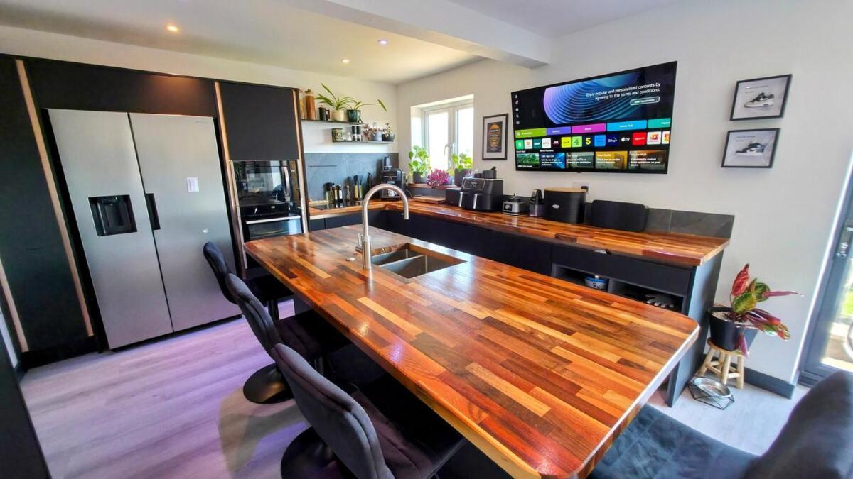 Holiday home Stylish, Modern Cardiff